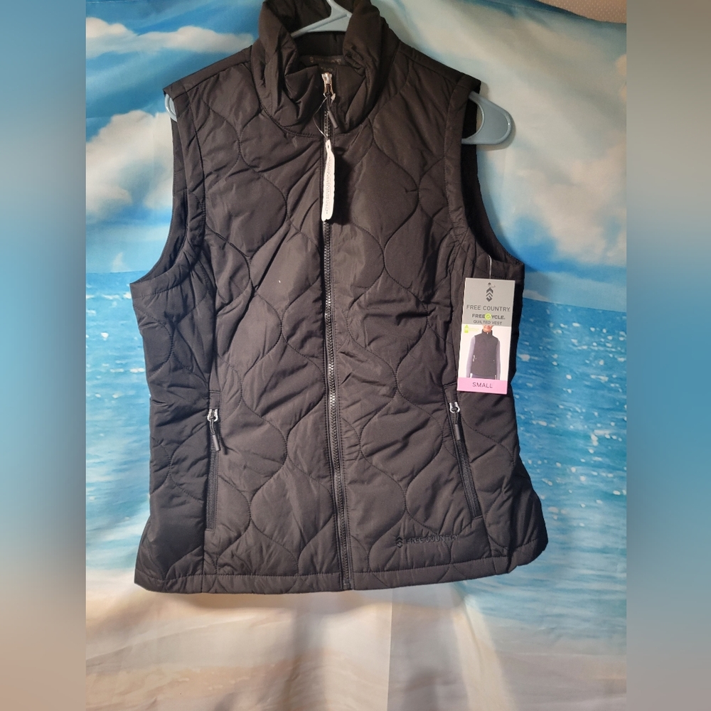 Free Country NWT Black Quilted Vest Women's Size Small 4-6